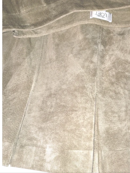 Loft Beige Suede Pleated Hem Skirt Women's Size 6    50 - Picture 10 of 14